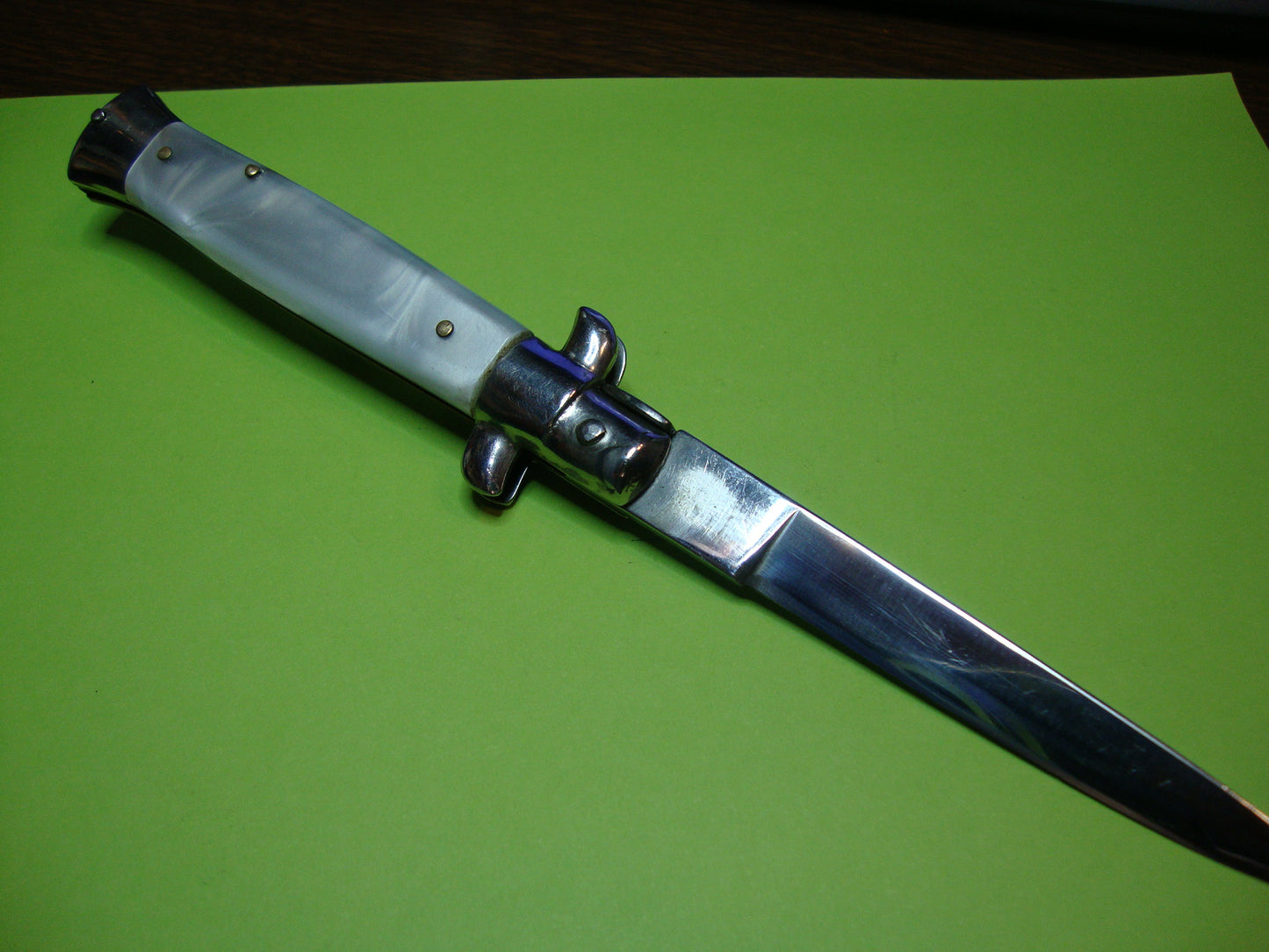 VIRGINIA INOX 20cm Italian stiletto Pearlex swivel bolster automatic knife