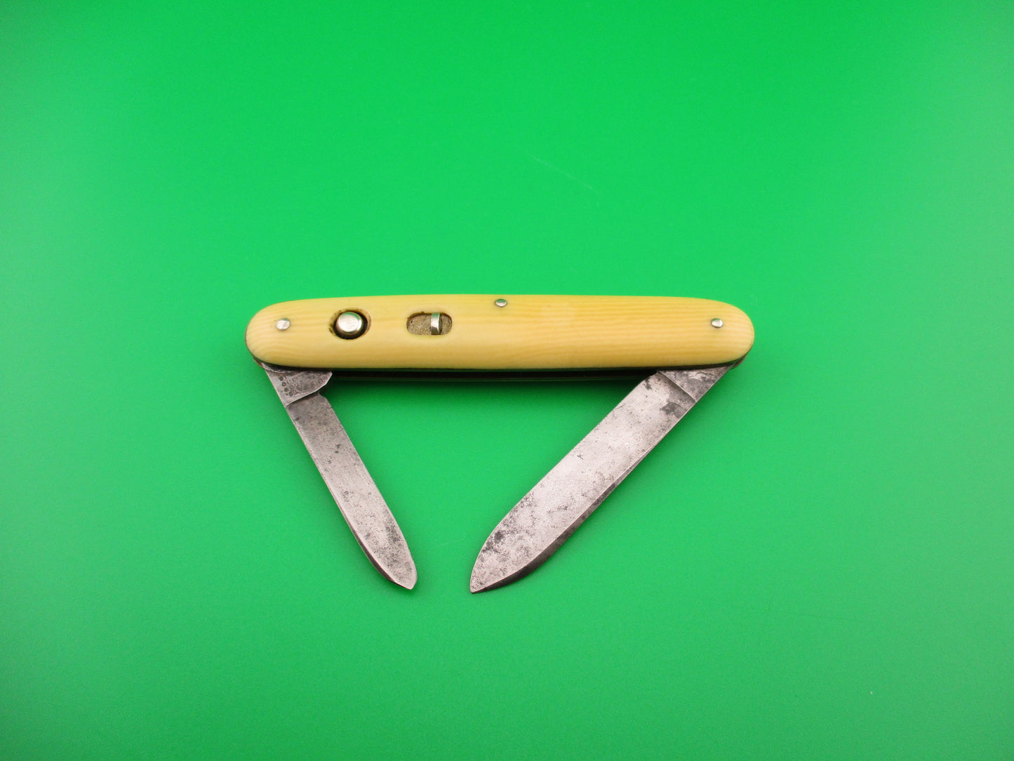 SCHRADE CUT CO medium double Ivory celluloid Fitchburg Mutual vintage switchblade knife