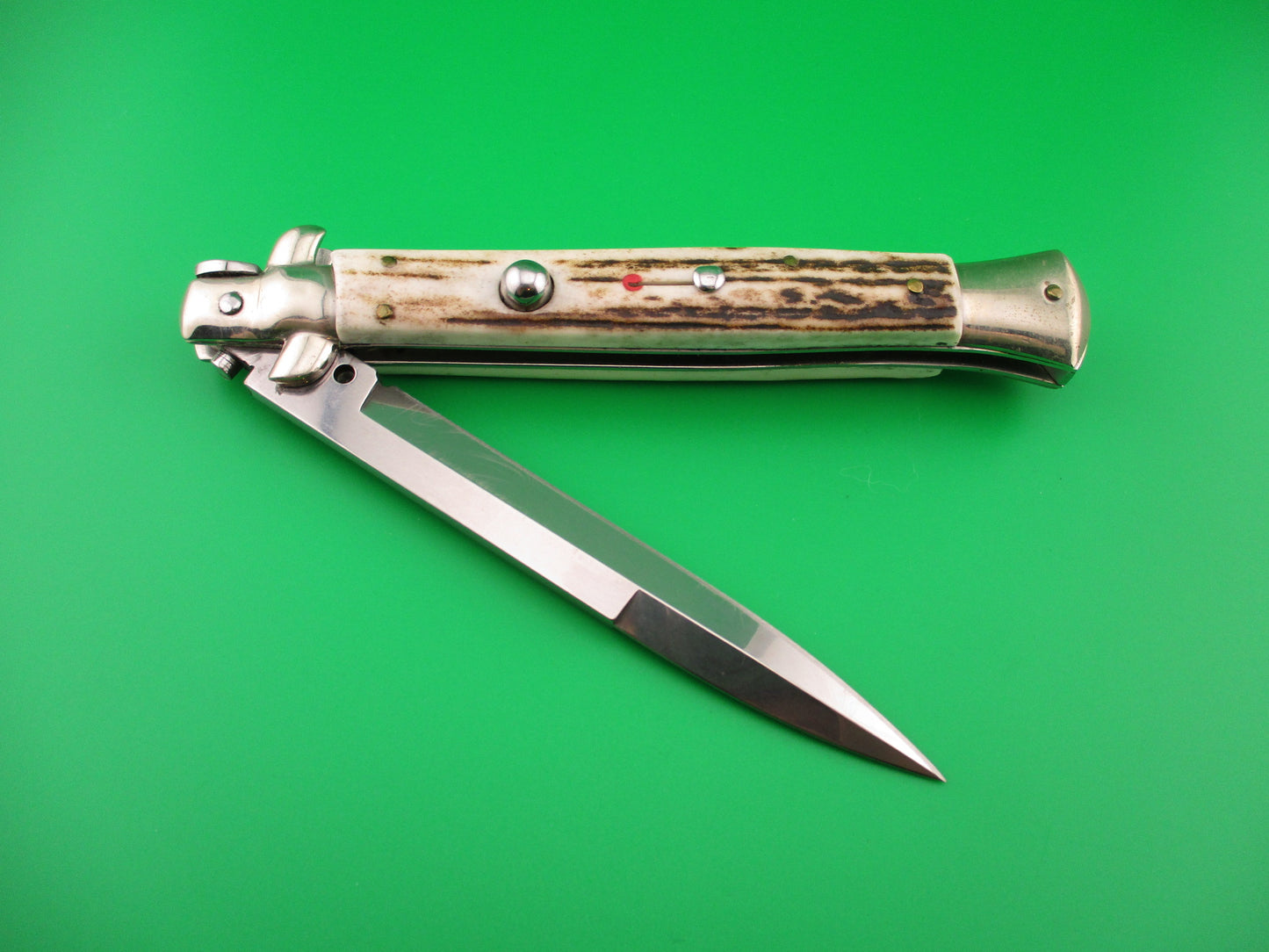 Walts LATAMA (Cat) 28cm Italian stiletto Bayonet Blade Stag switchblade knife