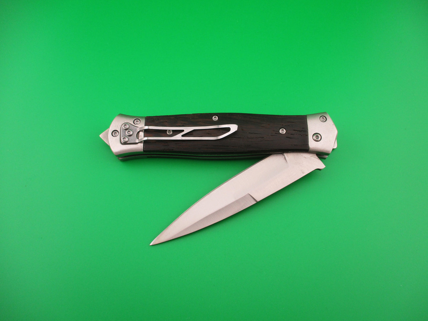 MIKOV style 23cm Forward Lever release automatic knife w bayonet blade
