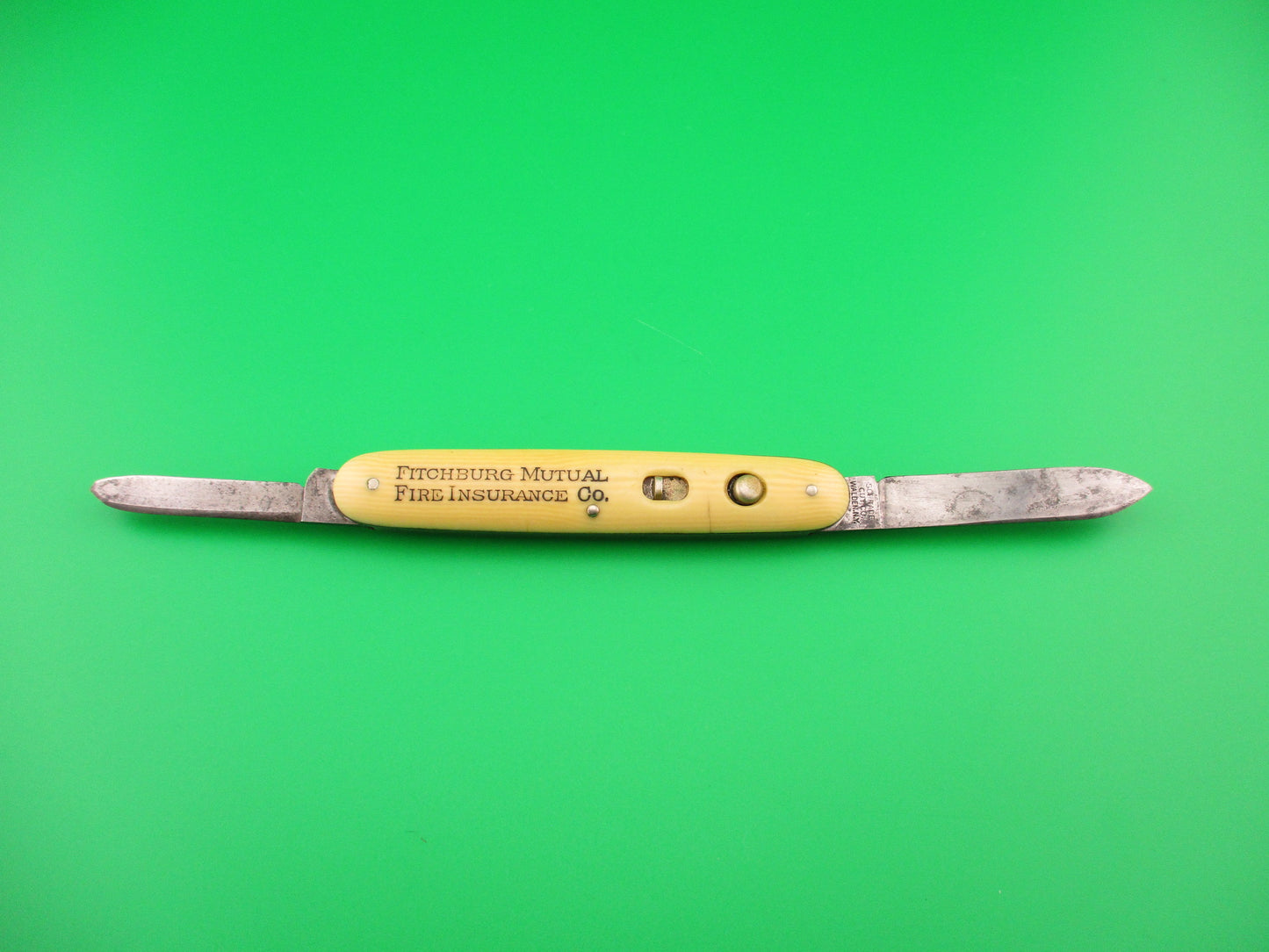 SCHRADE CUT CO medium double Ivory celluloid Fitchburg Mutual vintage switchblade knife