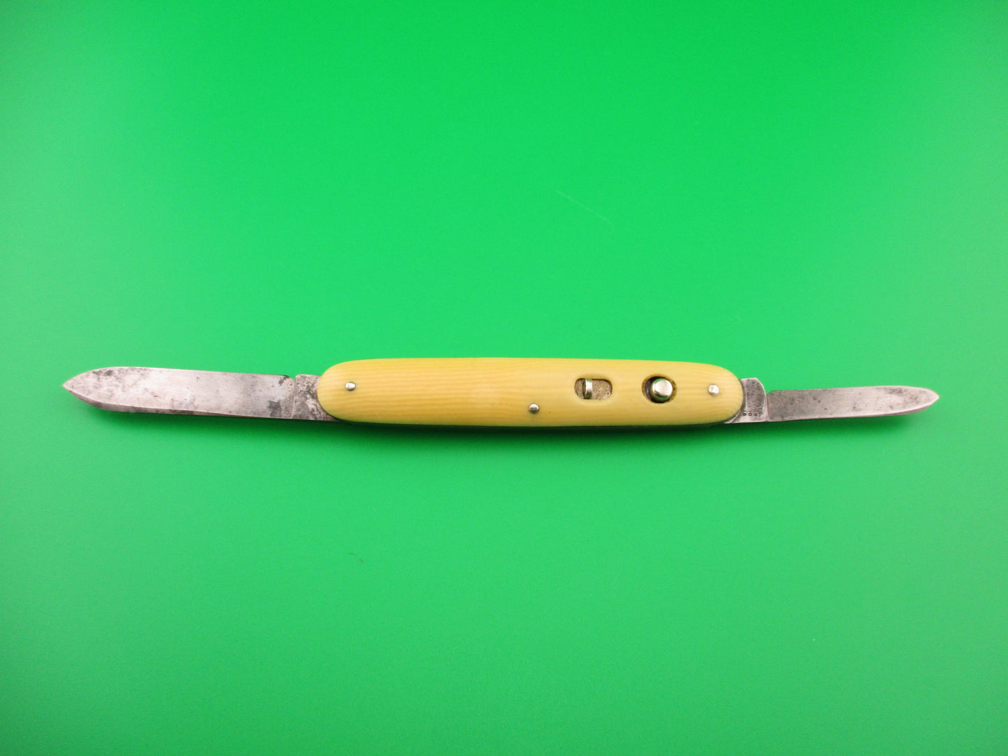 SCHRADE CUT CO medium double Ivory celluloid Fitchburg Mutual vintage switchblade knife