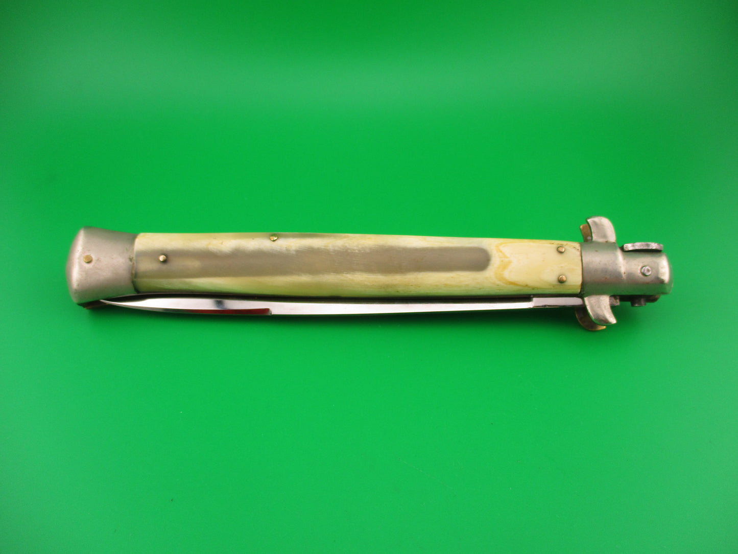 z Rostfrei (slant) 33cm Italian Transitional honey & cream vintage 1960s automatic knife