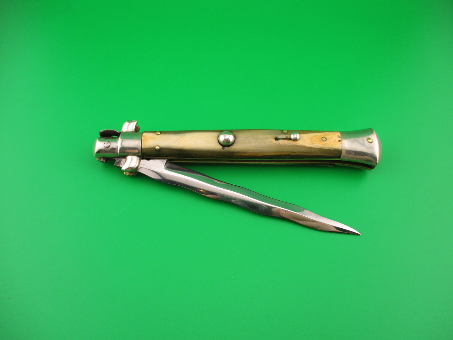 LATAMA ITALY 28cm Italian Picklock Kris 1950s Cream & Green horn vintage automatic knife