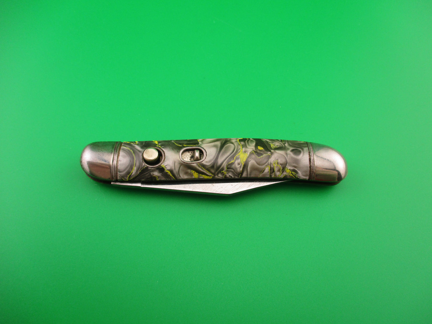 Hammer Brand Imperial Serpentine Jack Silver pearl Yellow streaks switchblade knife