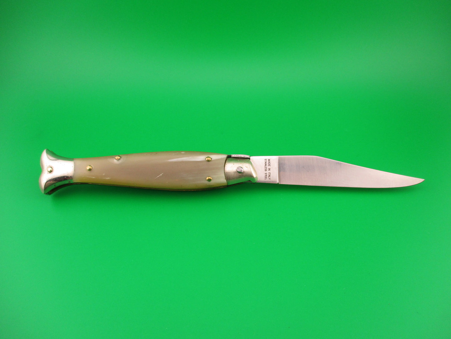 AKC 20cm Italian Picklock Fishtail Honey horn automatic knife