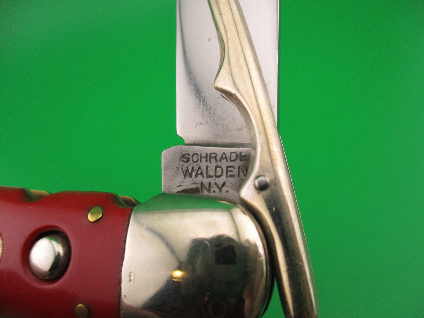 Schrade Walden Craftsman 9540 Red folding guard vintage 1950s automatic knife