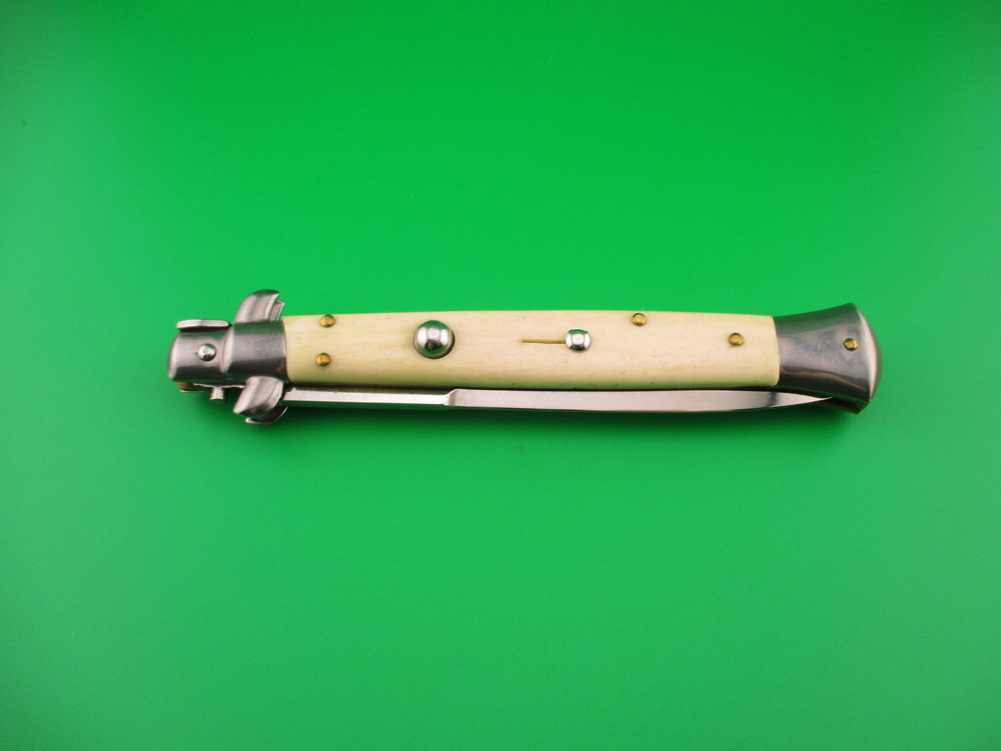 LIMITED EDITION 2004 28cm Italian Stiletto Swivel bolster automatic by Frank B