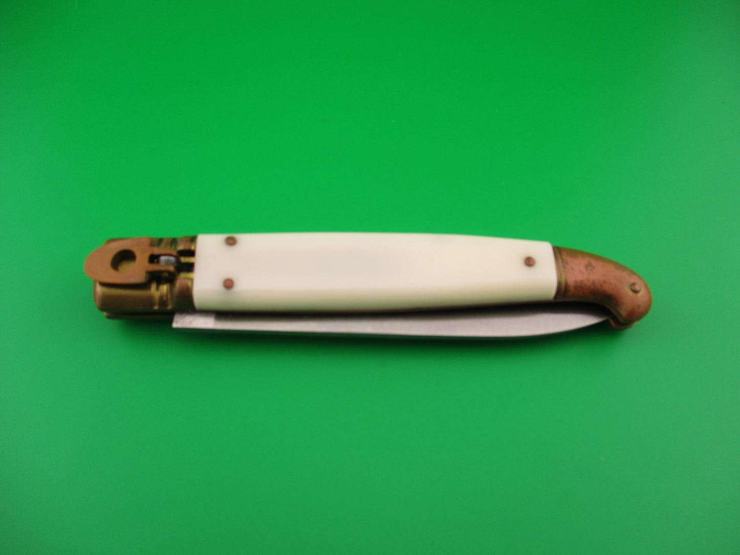 Rostfrei 24cm Italian Birds Head Ivory Brass Lever automatic knife