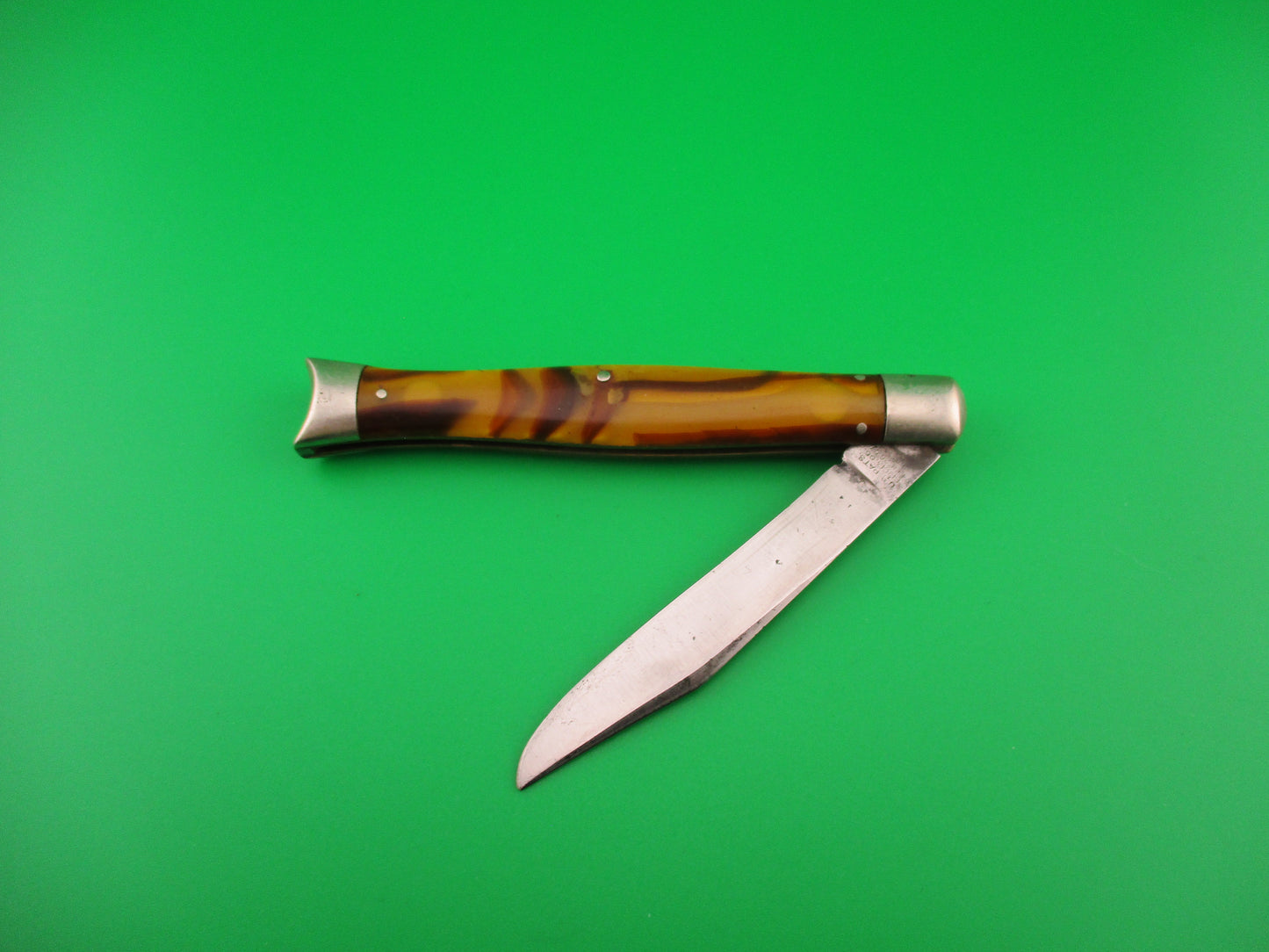 Schrade Cut Co Fishtail Butter & Molasses vintage switchblade knife