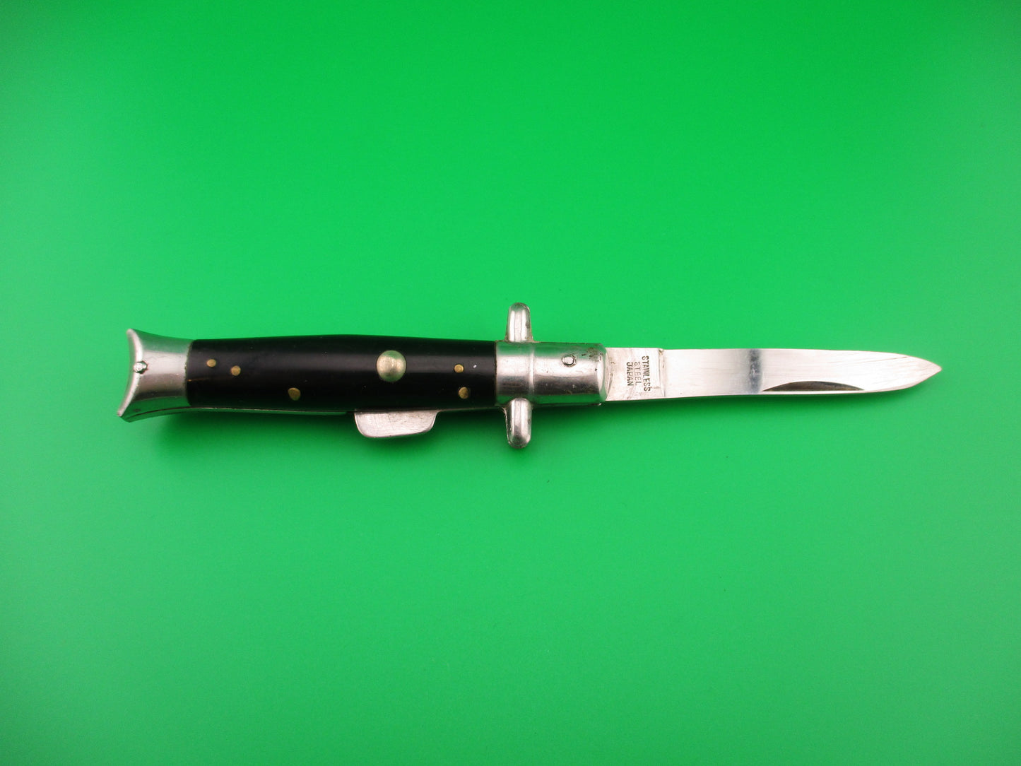 STAINLESS STEEL JAPAN VALOR 187-S 17cm Japanese FAKE switchblade humpback knife