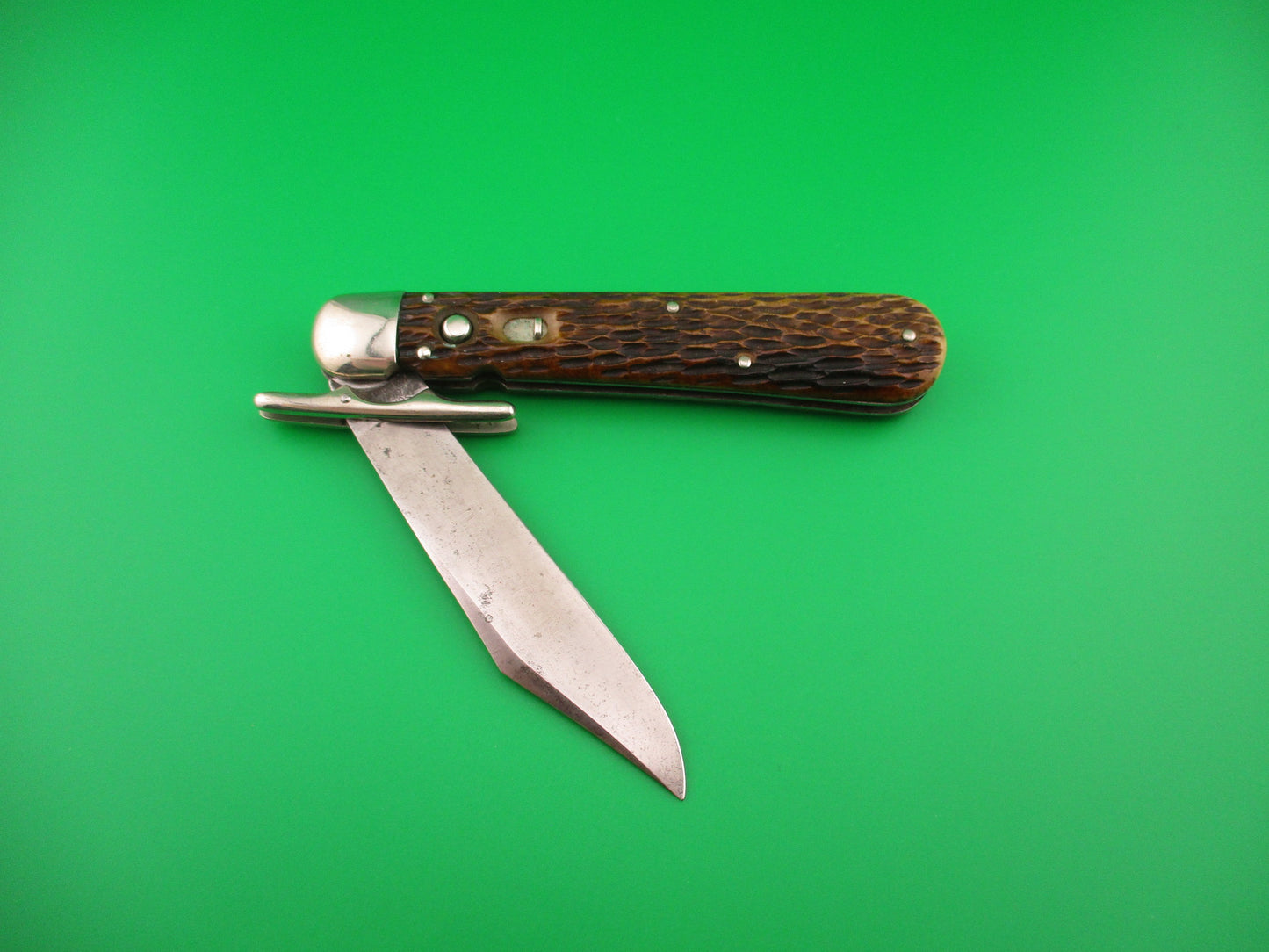 Schrade Cut Co Hunters Pride # G1543 3/4 bone ETCHED Folding guard switchblade knife
