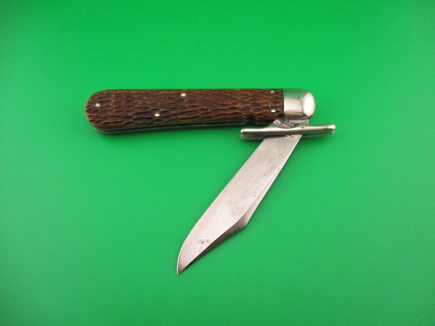 Schrade Cut Co Hunters Pride # G1543 3/4 bone ETCHED Folding guard switchblade knife