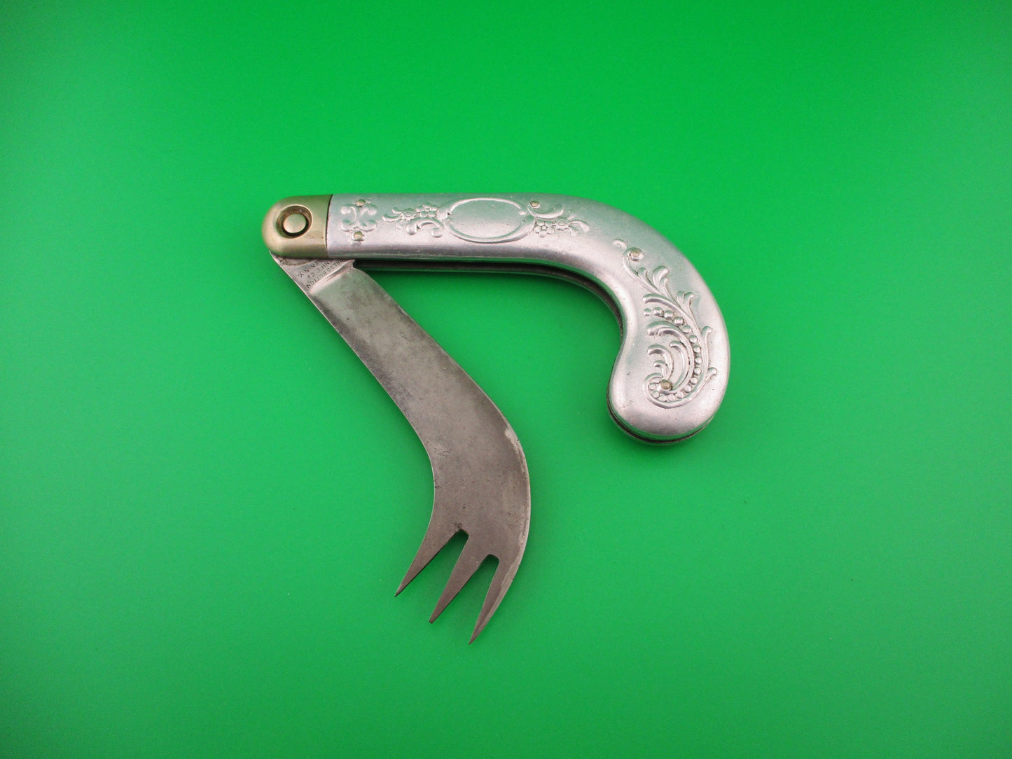 Press Button Knife Co One Arm Man Knife switchblade