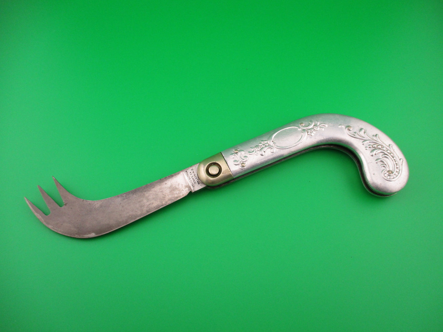 Press Button Knife Co One Arm Man Knife switchblade