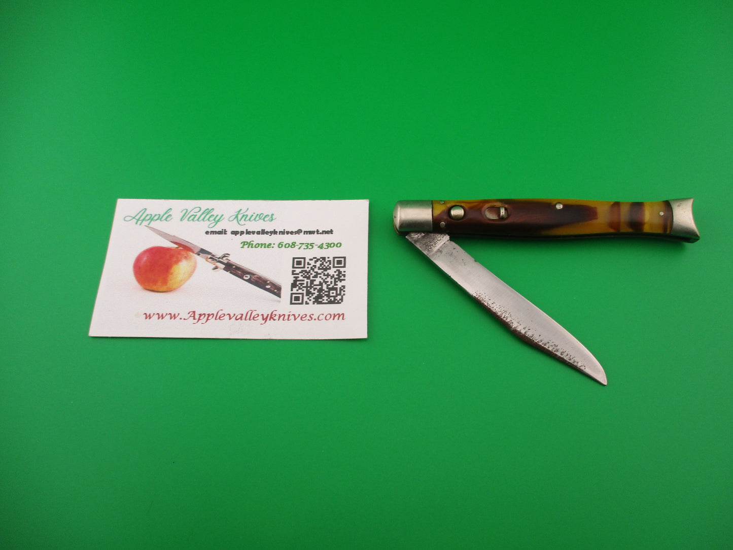 Schrade Cut Co Fishtail Butter & Molasses vintage switchblade knife