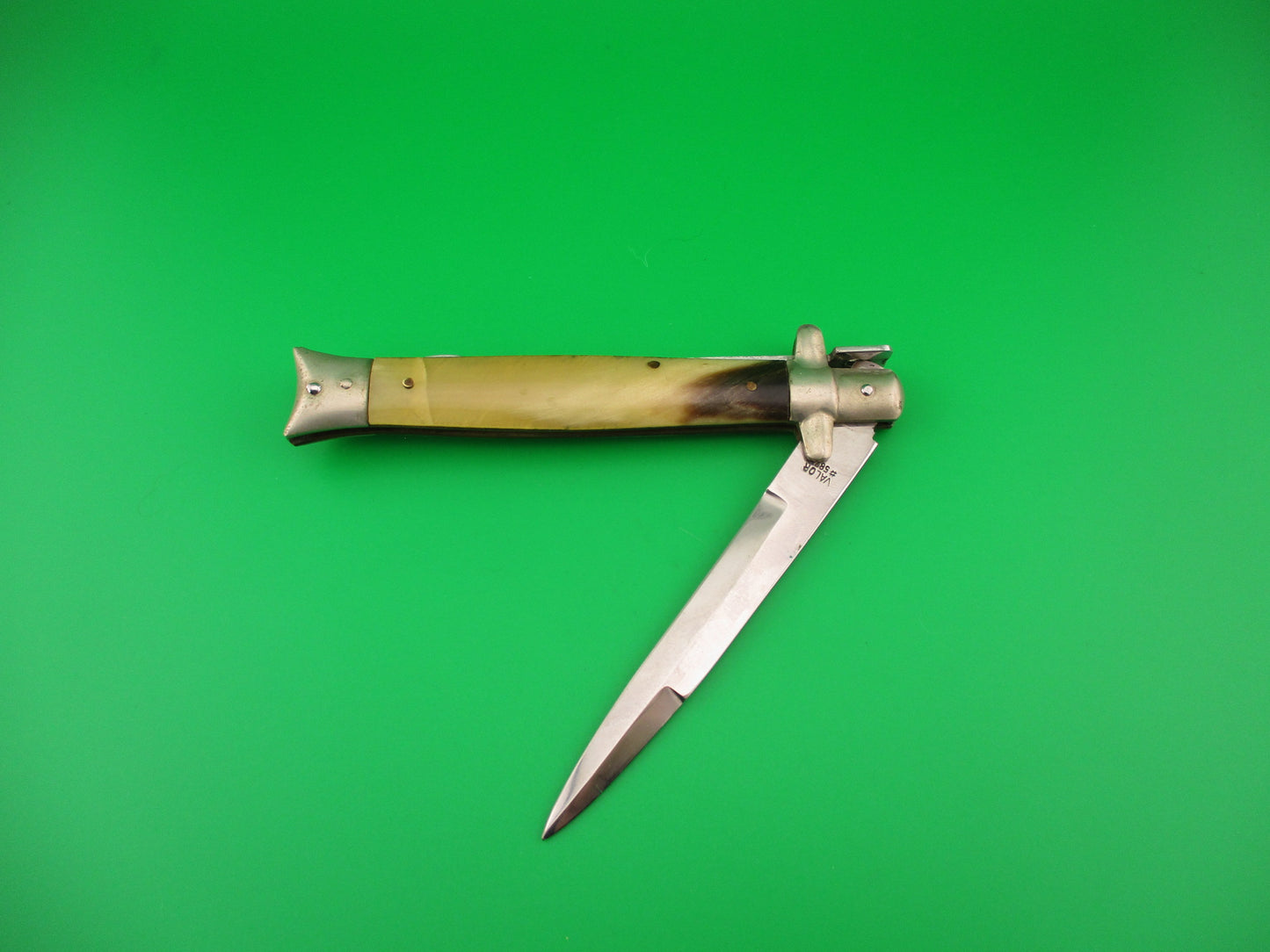 STAINLESS STEEL JAPAN VALOR 23cm Japanese False button lockback manual knife