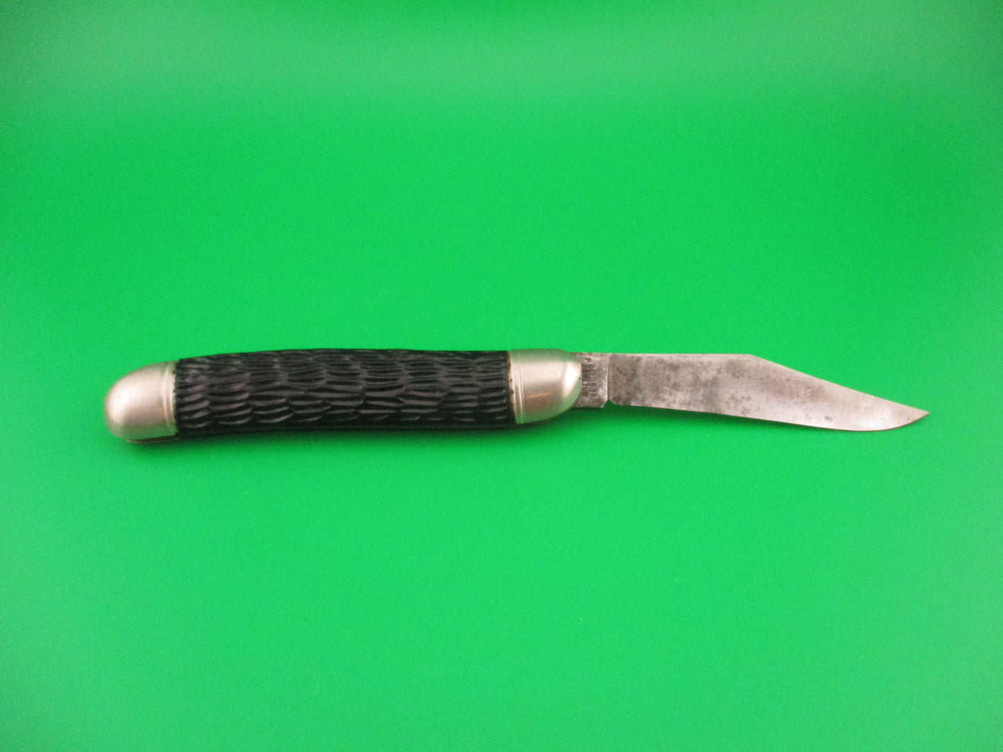 Hammer Brand Imperial Serpentine Jack Black jigged vintage switchblade knife