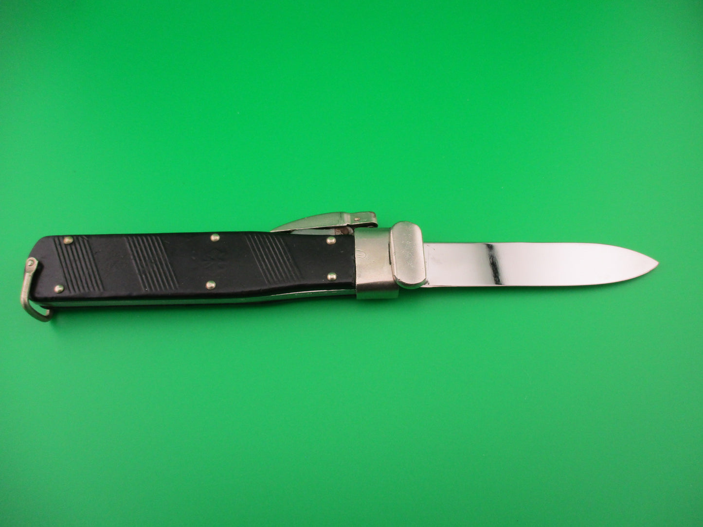 EIKHORN ROSTFREI 1959 23cm German Trap door Gravity knife military