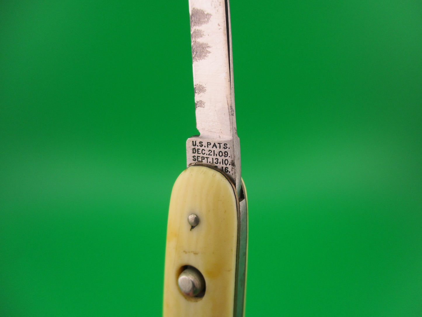 SCHRADE WALDEN 741 Small double Ivory celluloid vintage automatic knife