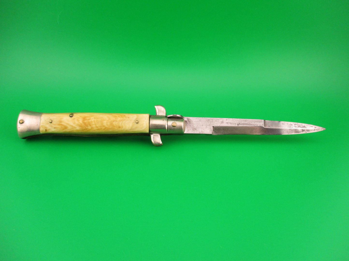 Sterile 21cm Italian Picklock 1950s Light horn Red dot automatic knife "almost" flat guard