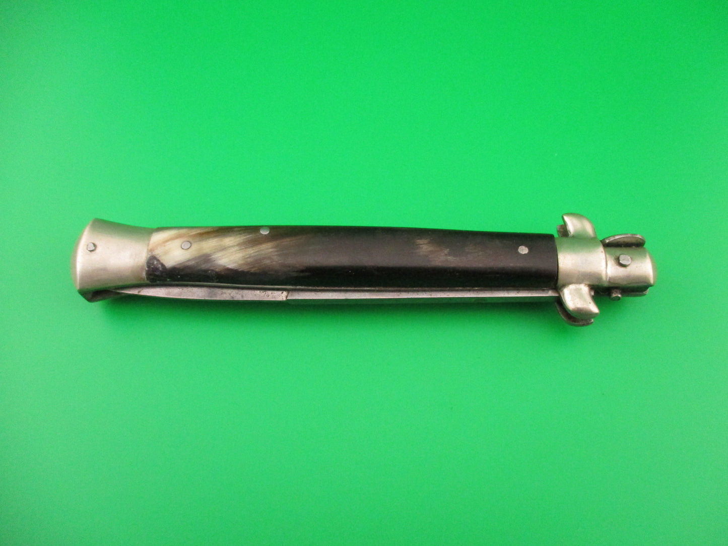 G.C. CO ITALY 28cm Italian Picklock manual Stiletto 1960s vintage fake button knife