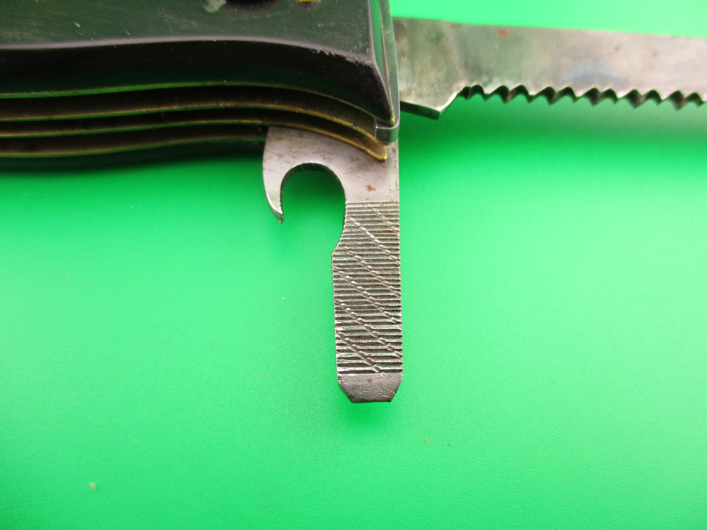 Latama 20cm Italian 5 Blade Oval button Ring pull Camper automatic knife