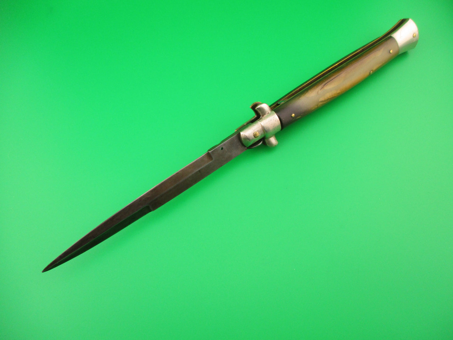 Latama ITALY 28cm Italian Picklock Vintage 1950s Green Horn Bayonet automatic knife