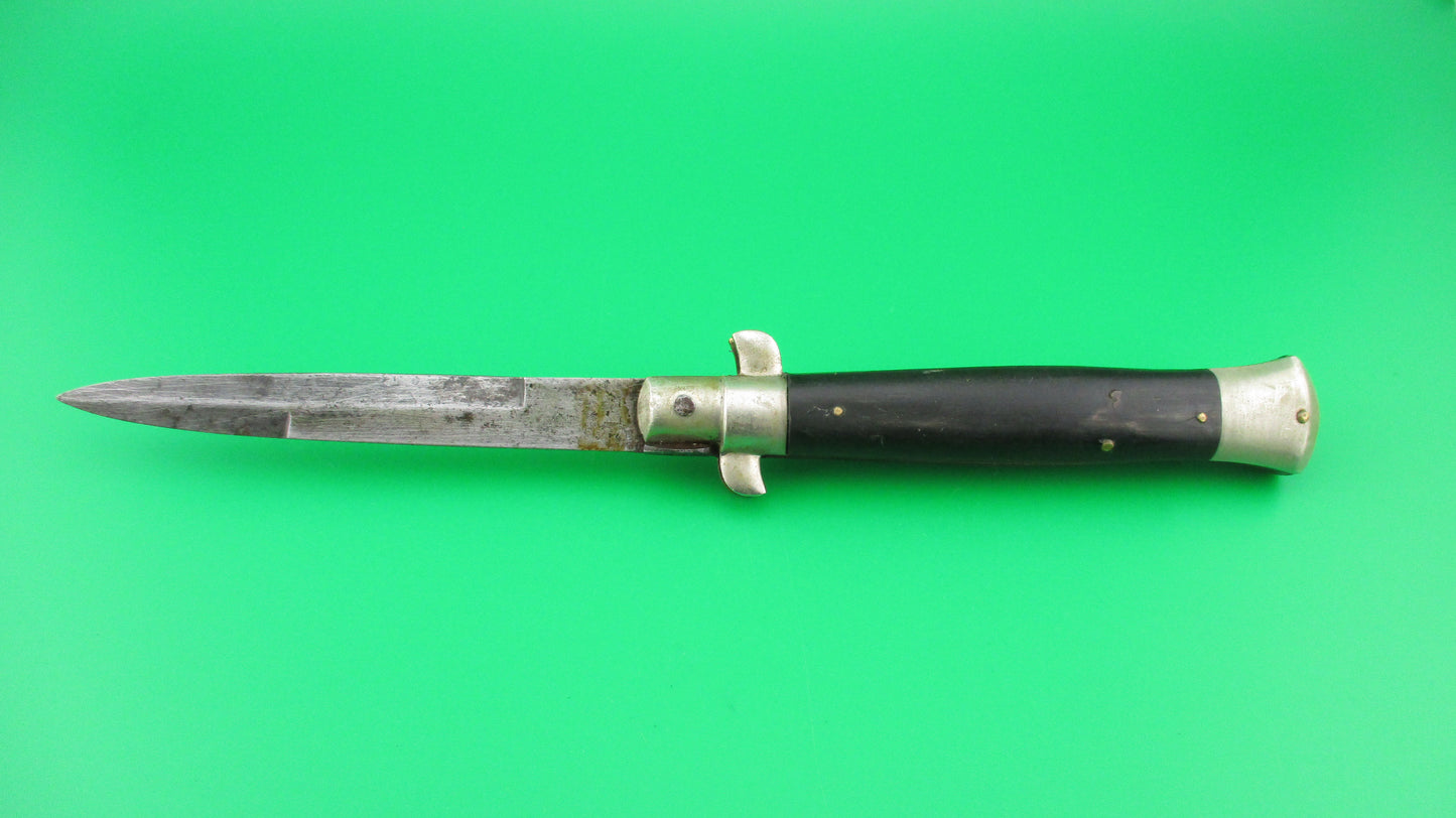 Sterile 21cm Italian Picklock Vintage 1950s Black horn automatic knife