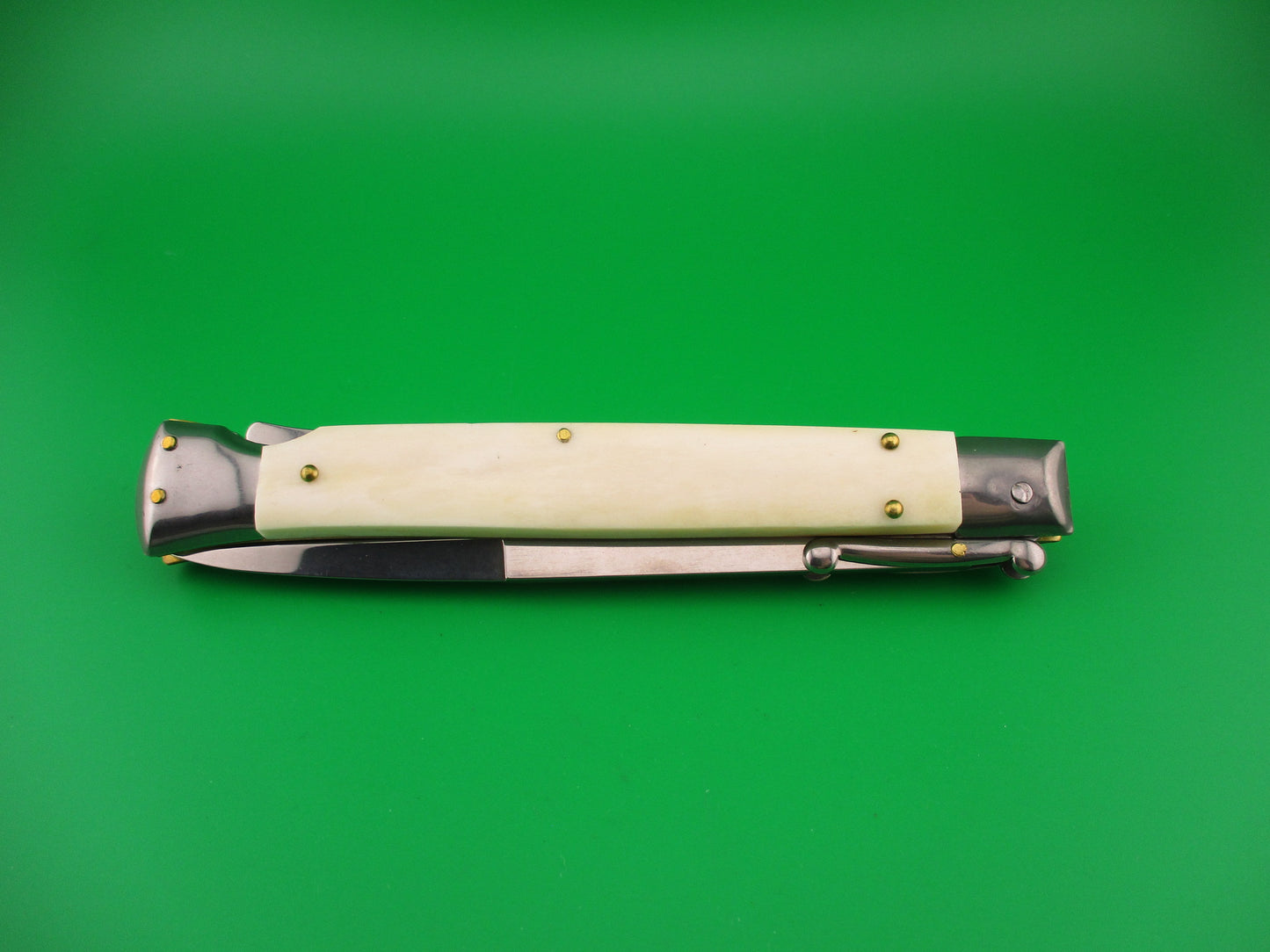 FRANK B ITALY 28cm Italian Swing Guard Ivory Camel bone automatic knife