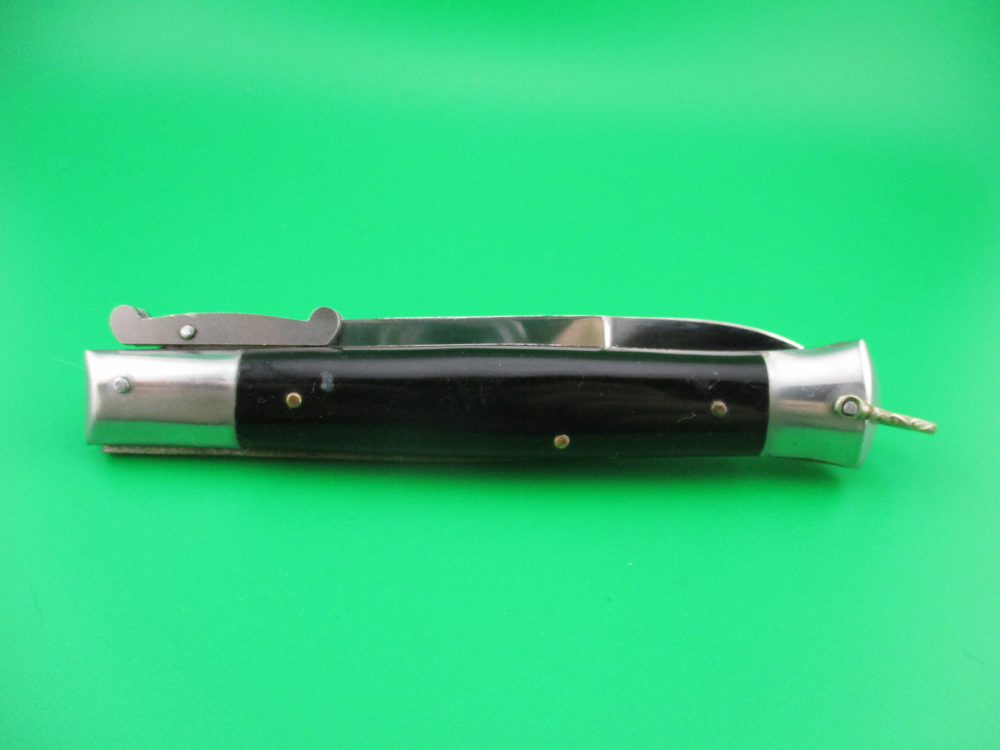 z Rizzuto Estileto Milano 9 inch Japanese swing guard switchblade