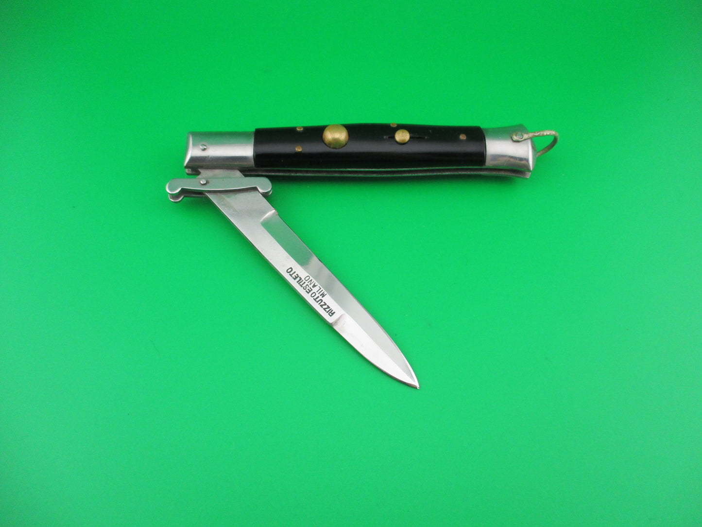 z Rizzuto Estileto Milano 9 inch Japanese swing guard switchblade