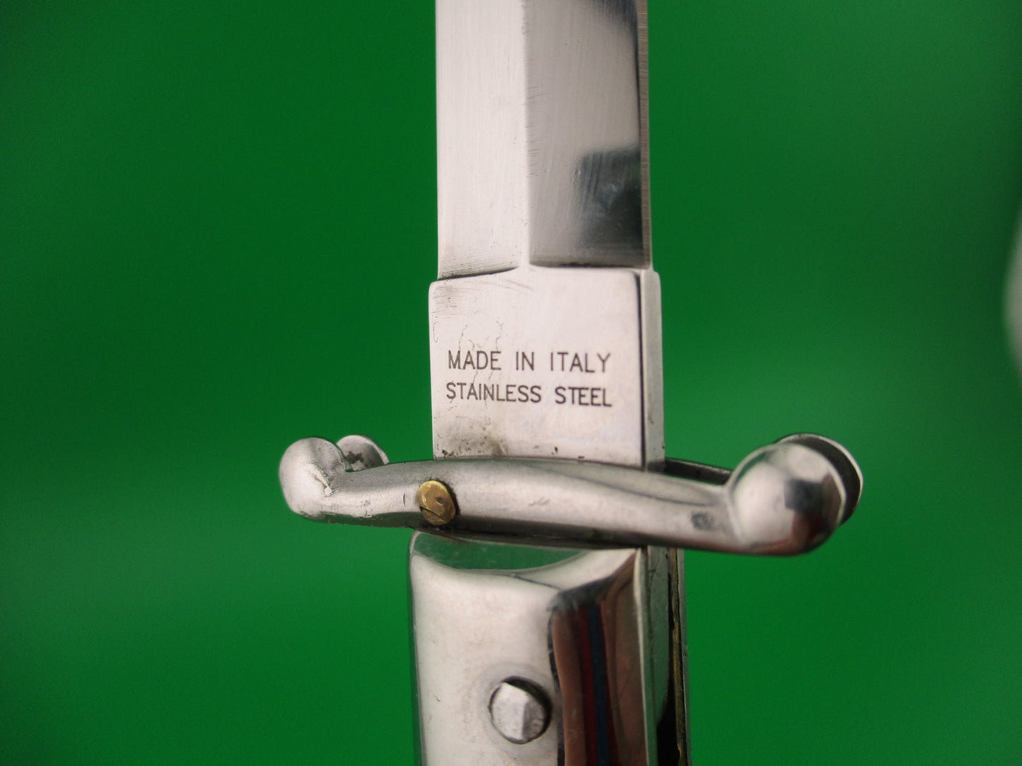 AKC ITALY 28cm Dagger Grind Stag Swing Guard lockback Red Dot automatic knife