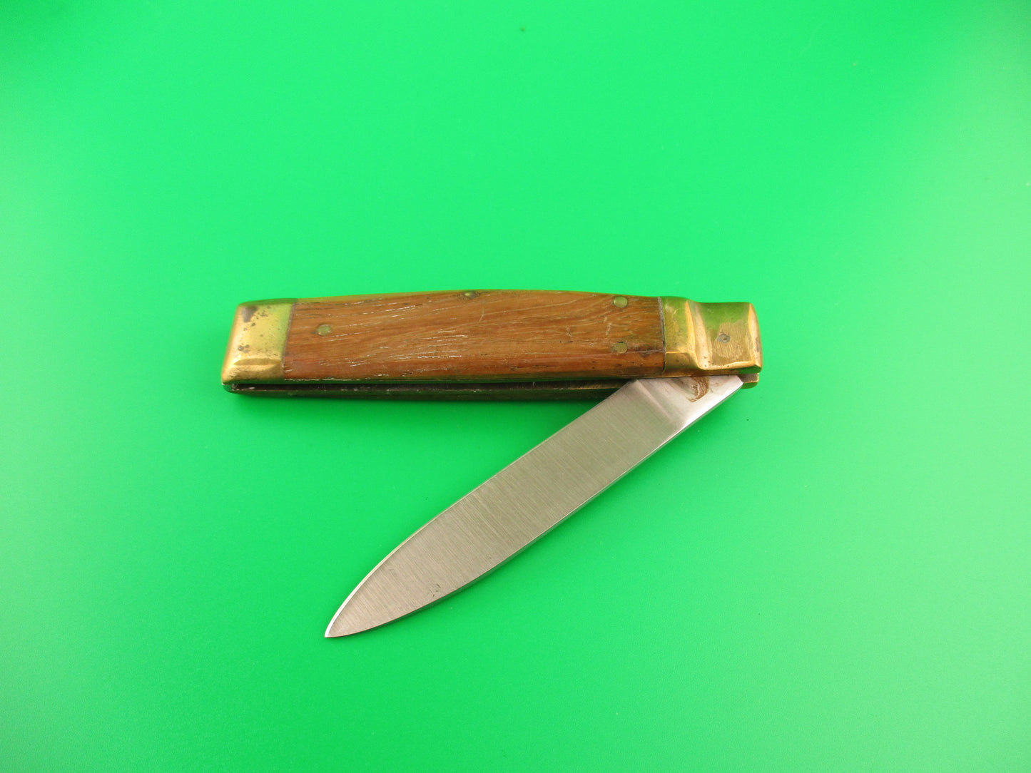 EDGECO STAINLESS STEEL 19cm Chinese Vintage Brass Lever automatic knife