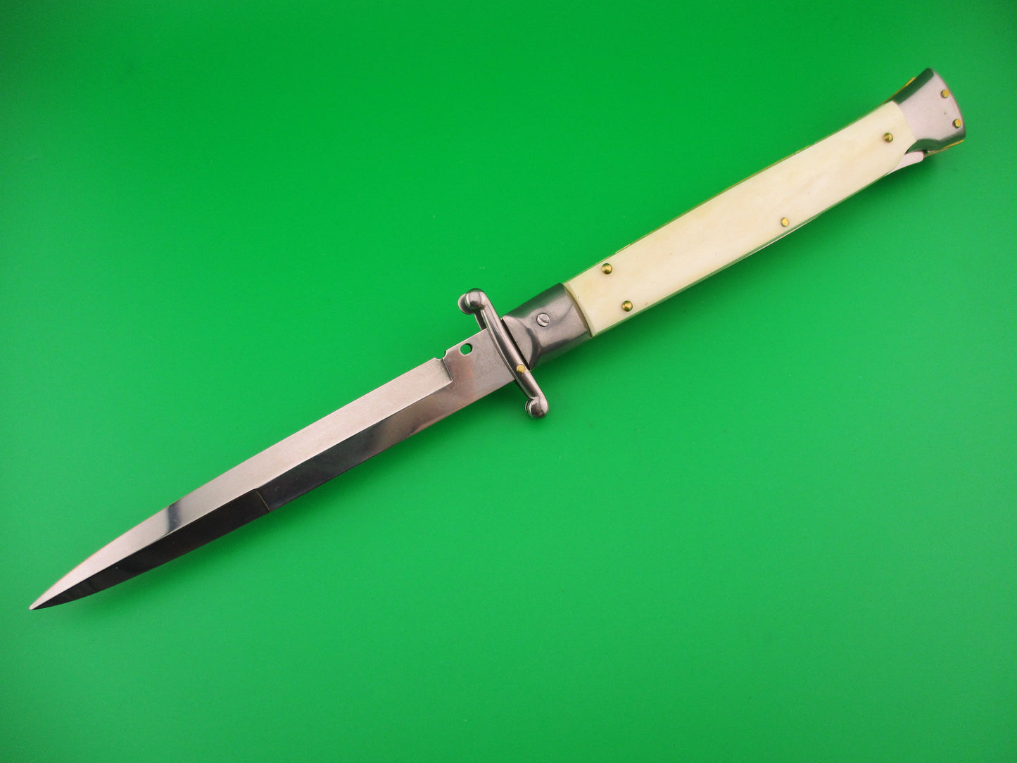 FRANK B ITALY 28cm Italian Swing Guard Ivory Camel bone automatic knife