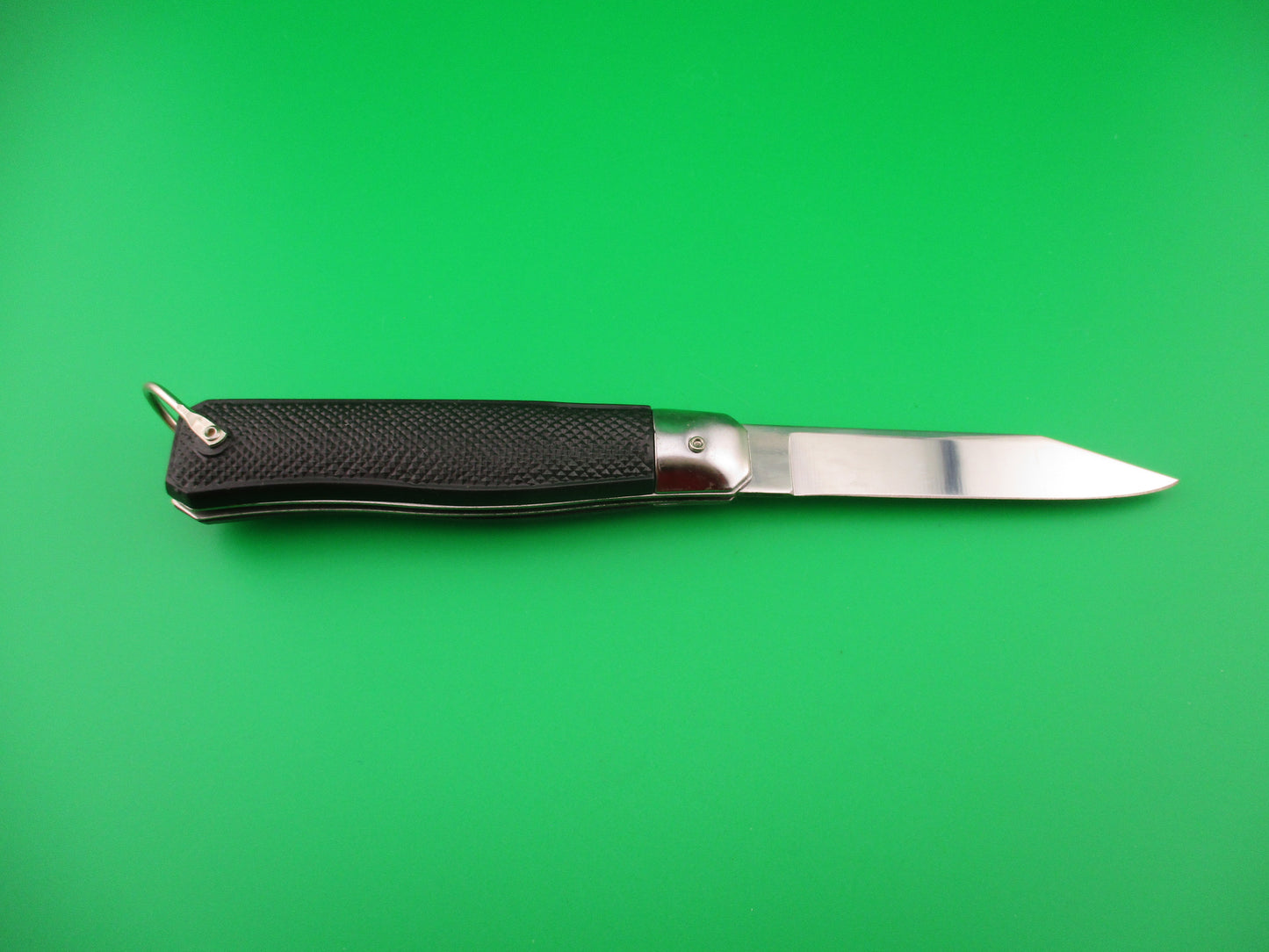 STAINLESS TAIWAN 18cm Black automatic knife w lanyard ring NIB