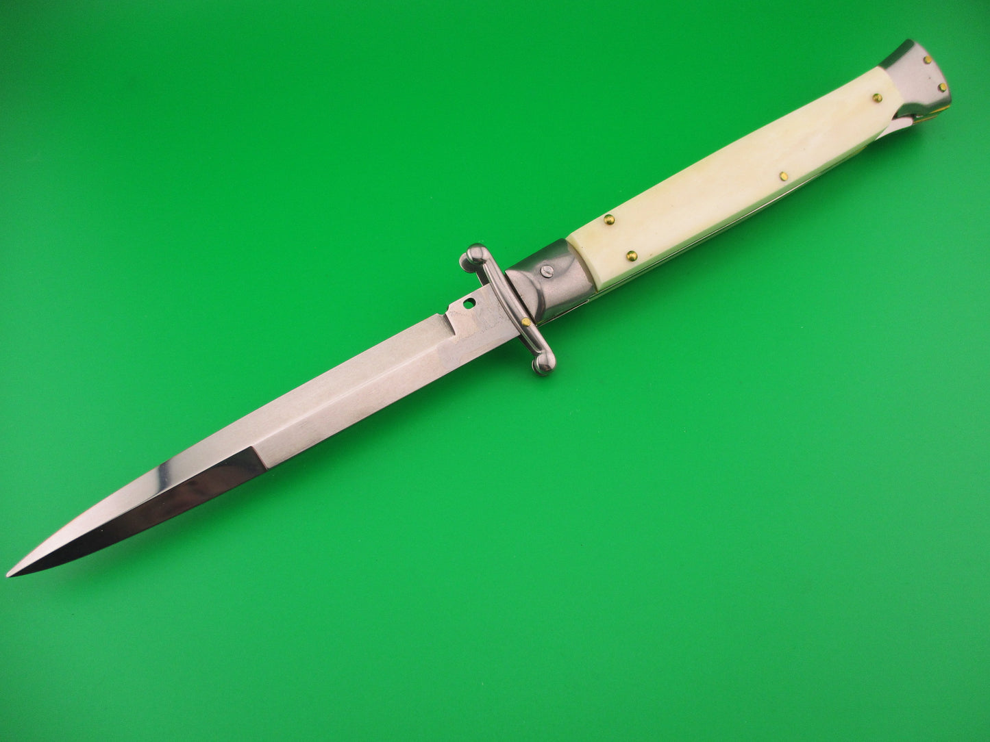 FRANK B ITALY 28cm Italian Swing Guard Ivory Camel bone automatic knife