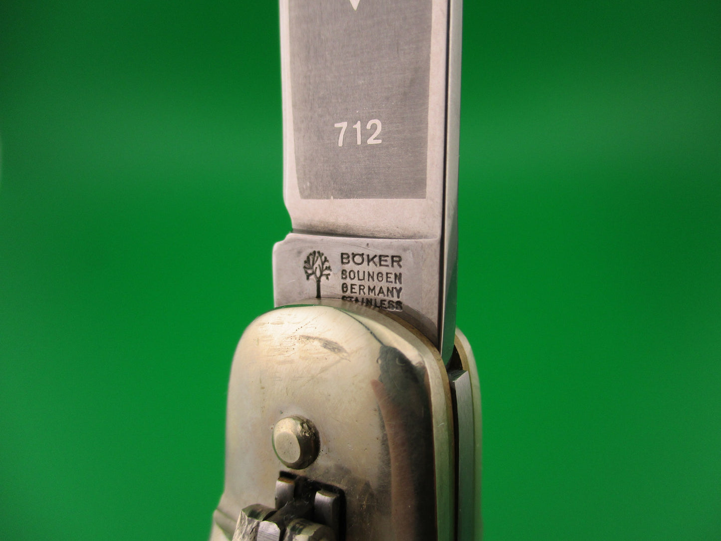 z BOKER TREE BRAND CLASSIC 712 11cm German Lever automatic knife Blue jigged bone
