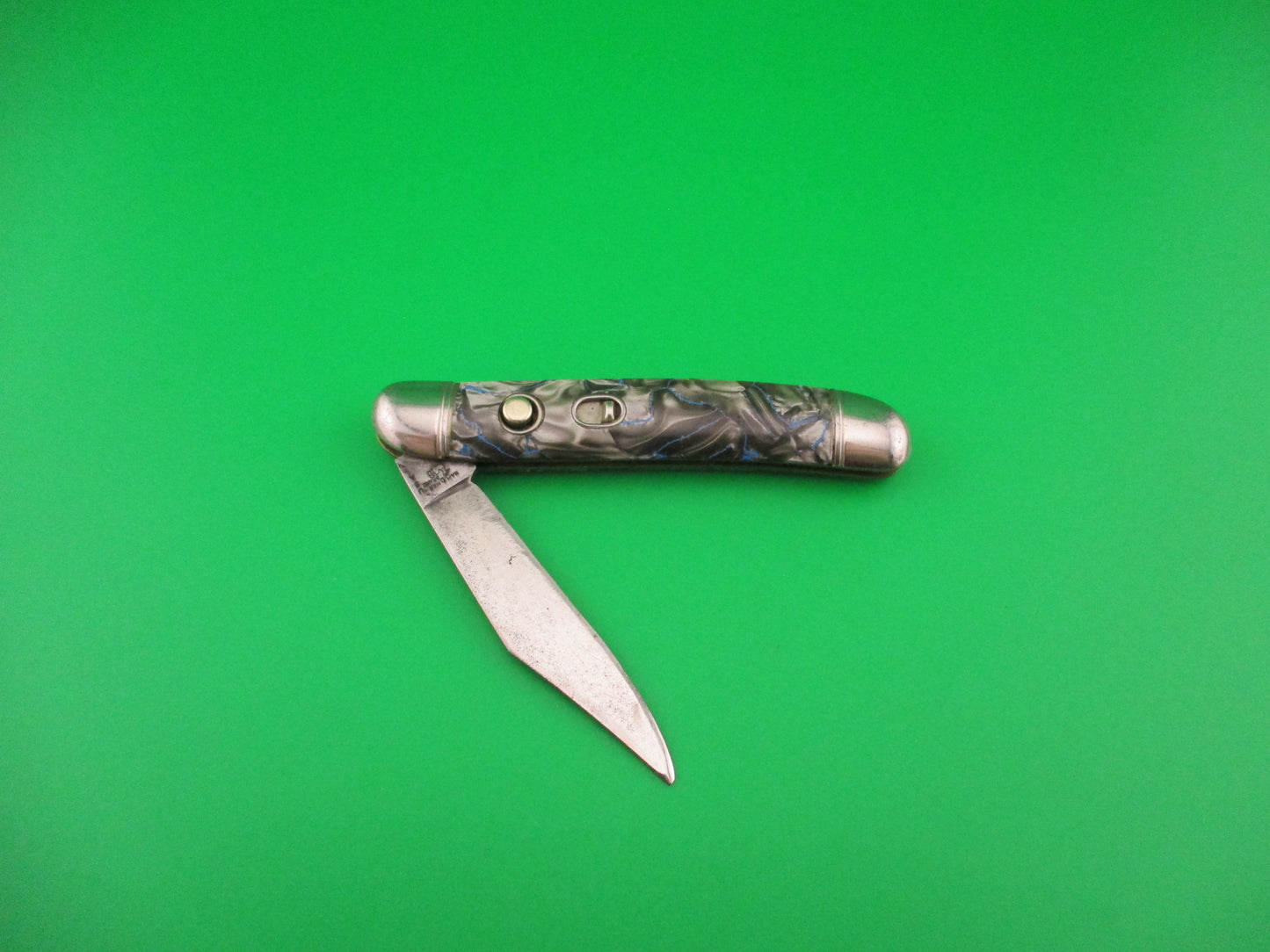 Hammer Brand Imperial Serpentine Jack Silver pearl Blue streaks switchblade knife