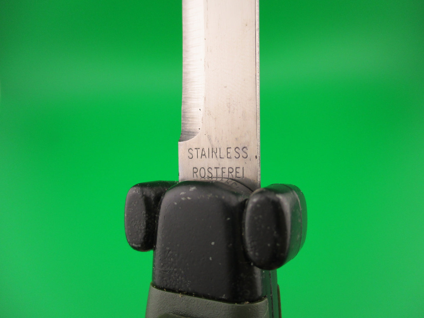 STAINLESS ROSTFREI 20cm NATO MILITARY DA OTF green automatic knife black bolsters