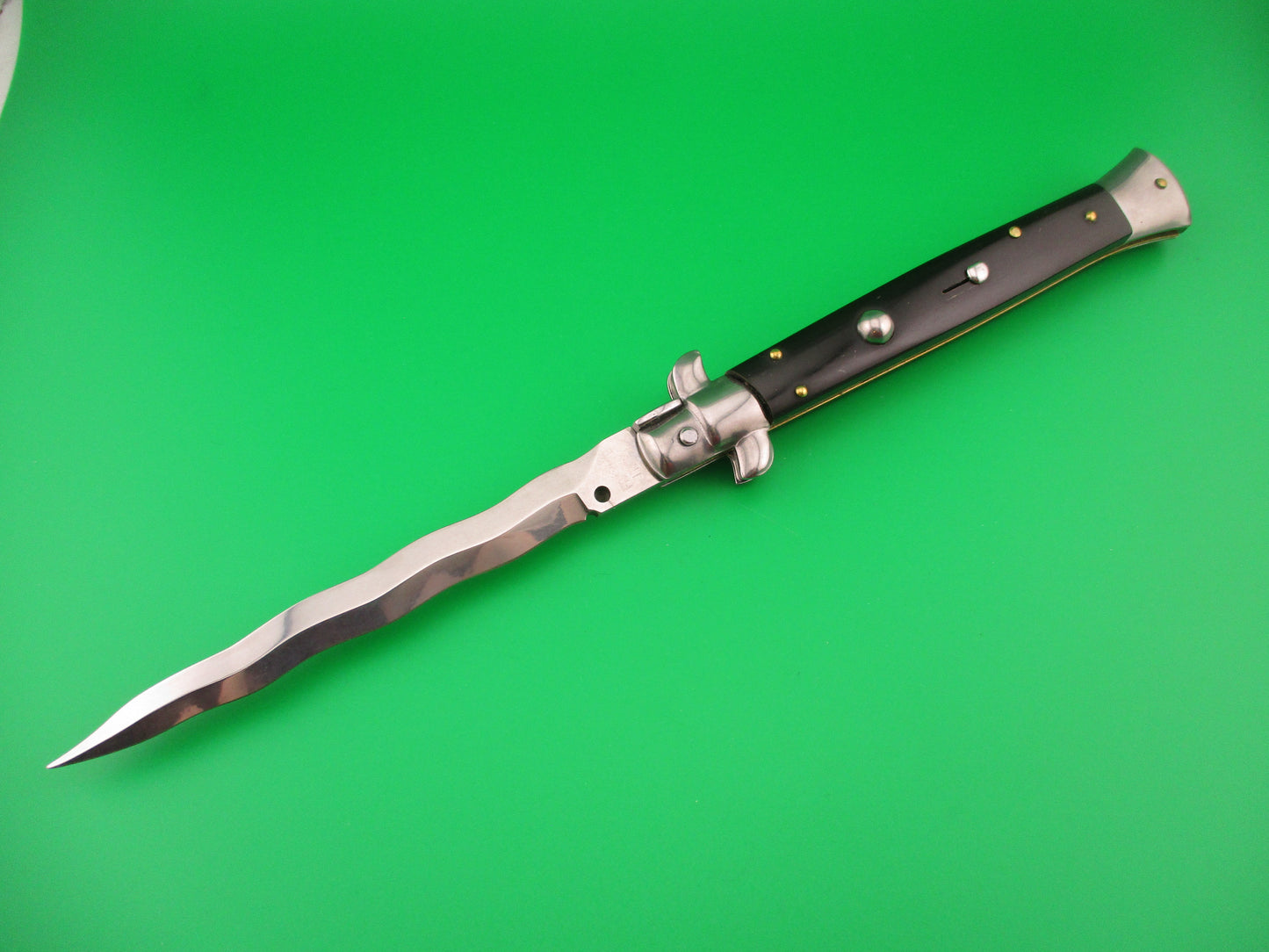Frank B Italy 28cm Italian Kris Stiletto Swivel bolster Black switchblade knife