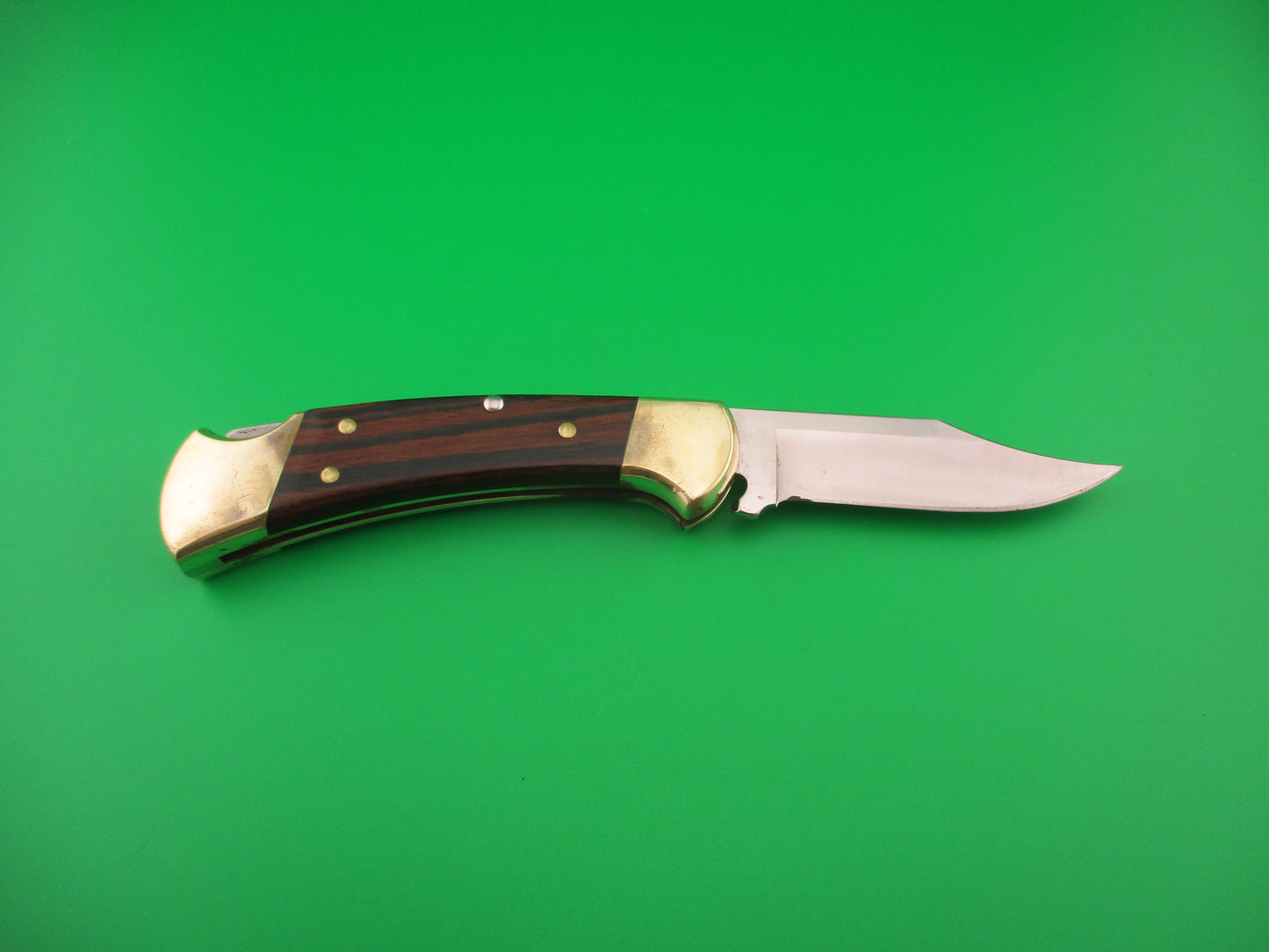 z BUCK 112 C USA Converted SA Automatic knife round button wood handles