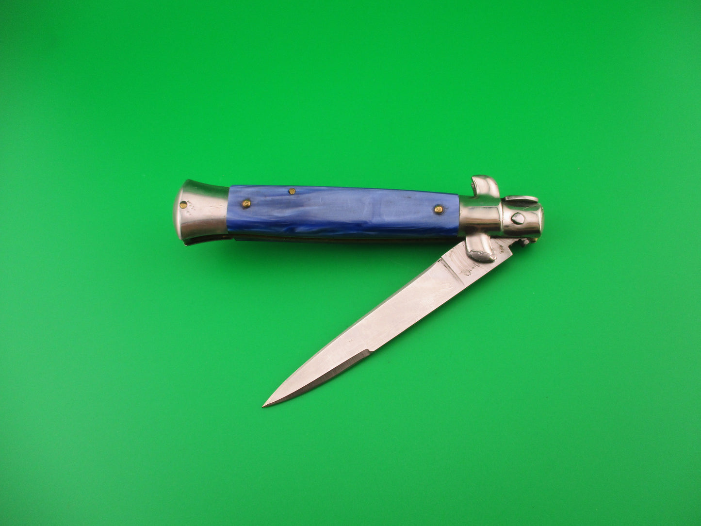 Sterile 20cm Italian Swivel bolster Blue pearlex vintage automatic knife