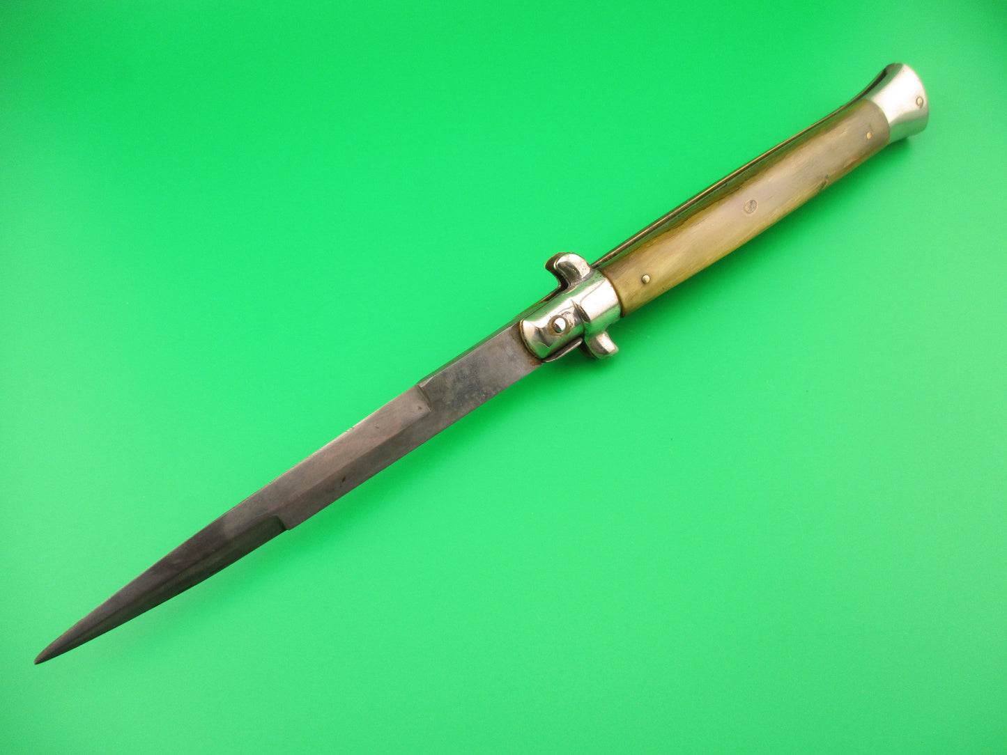 Latama ITALY (BOX STAMP) 28cm Italian Picklock Honey horn 1950s vintage automatic knife rare