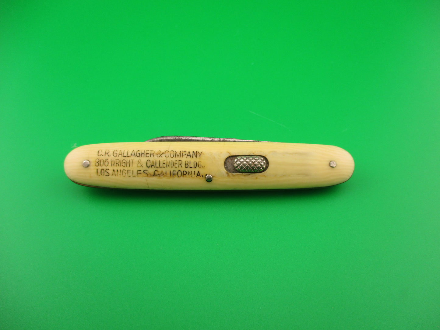 Flylock Double Ivory Celluloid Columbian Steel Tank Co automatic knife