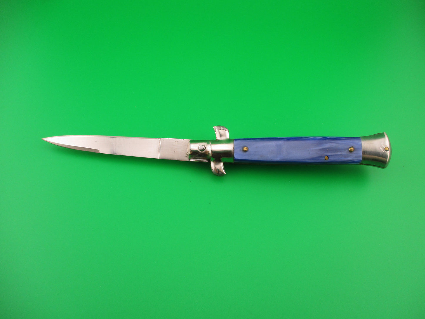 Sterile 20cm Italian Swivel bolster Blue pearlex vintage automatic knife