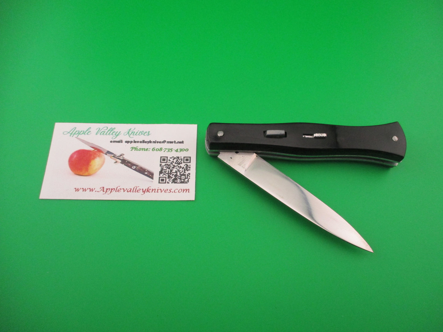 Sterile 21cm Spanish Fishtail Black Rectangular button vintage automatic knife