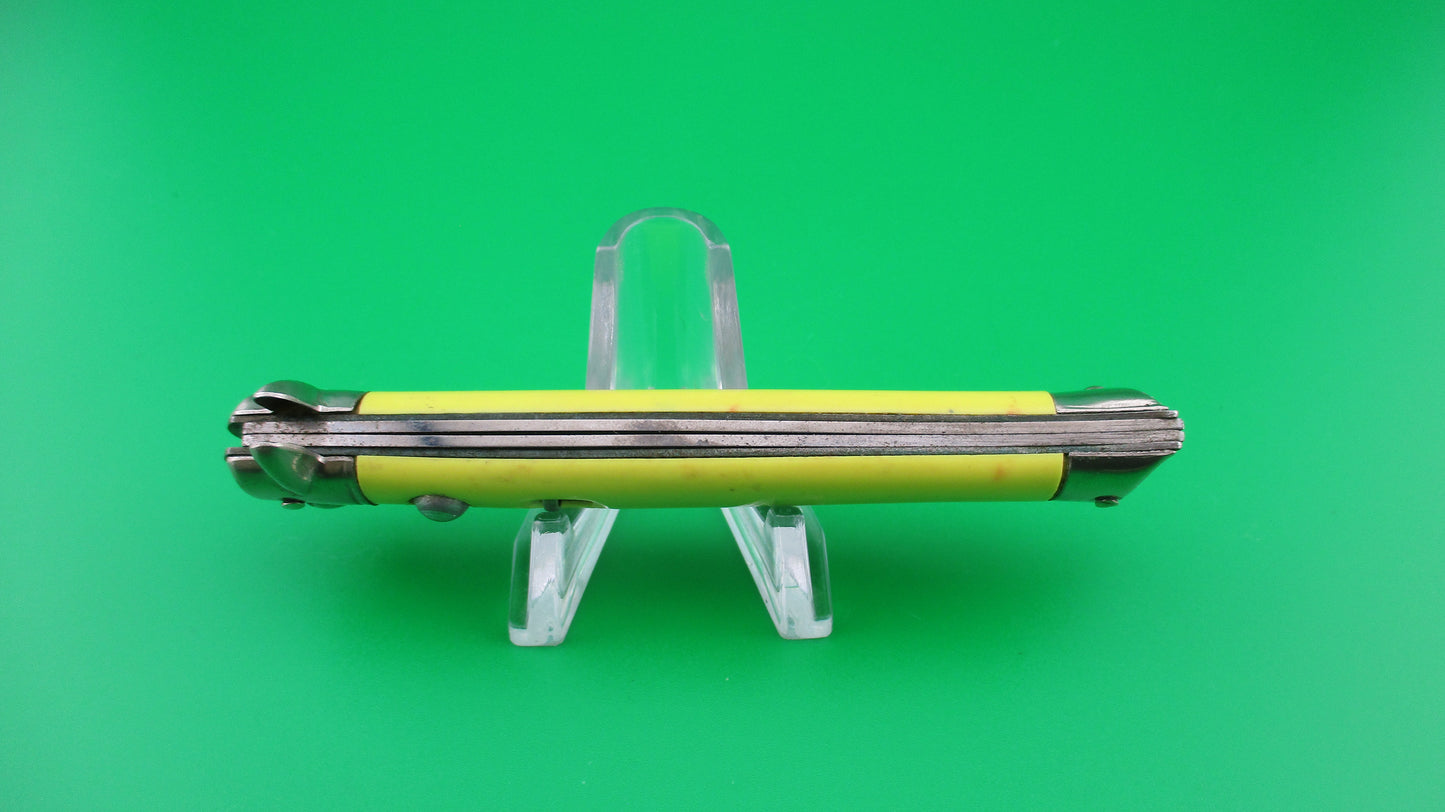 z Colonial SHUR SNAP Bowtie Yellow 4th Gen Vintage switchblade