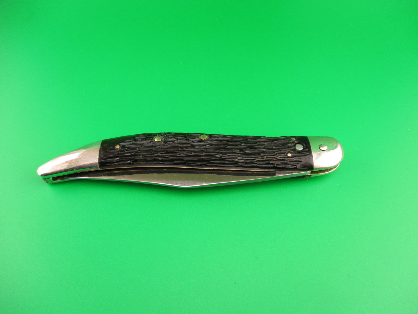 Queen Cutlery Co Titusville, PA Jet 25 Toothpick Black w/safety switchblade