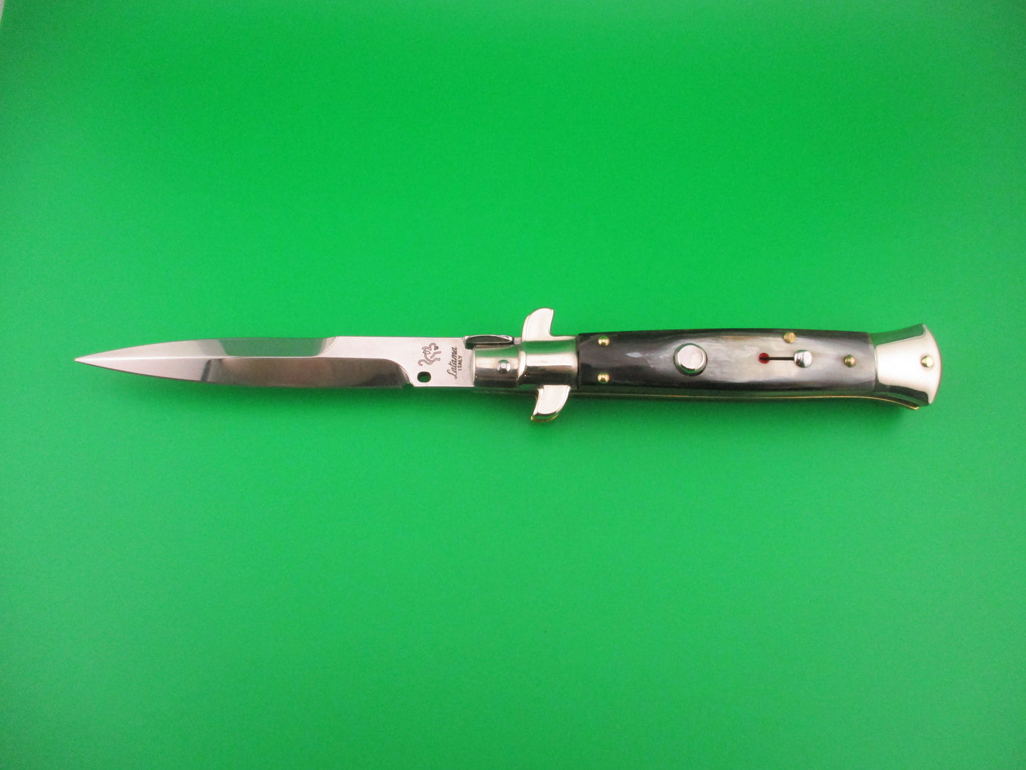 Walt's Latama ITALY (cat stamp) 23cm Italian Flat guard Picklock Brazilian horn automatic knife